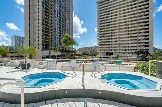 Comfy Suite With Full Kitchen, Dining For 4 & Flexible Sleeping Options Honolulu Daire